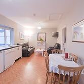 10mindrivecliffsofmoher-cozy2br-parking-wifi