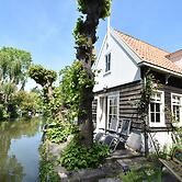 Serene Getaway in Edam