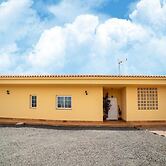 Lovely & Spacious Holiday Home With Private Swimming Pool