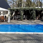 Villa in Wateren With Covered Terrace