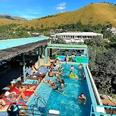 Outpost Hostel - Coron - Adults Only