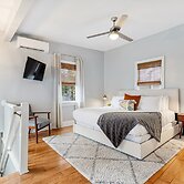 Spacious Apartment Downtown