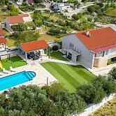 Villa Elder