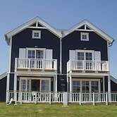 Stately Holiday Home Near the Baltic Sea