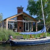 Bungalow With a Terrace Near the Sneekermeer