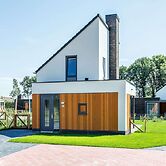 Villa With med Children's Room in Limburg