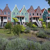 Lakeside Villa in Volendam