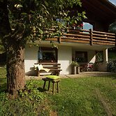 Well-kept Apartment in a Wooded Area