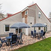 Villa in Arcen With Shower & Garden