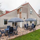 Luxurious Villa With six Bedrooms, in Green Surroundings