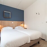 Comfy Lodge with Microwave Oven near Beach