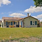 Villa With Garden Near Beautiful Golf Course