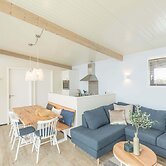 Great Lodge with Microwave Oven near Beach