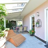 Charming Apartment With Terrace in Deggendorf