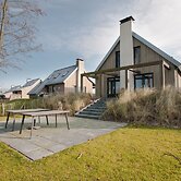 Villa Oesterdam Sleeps 12 Persons