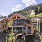 Chalet With Panoramic Sauna
