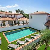 Villa in Basque Style With Garden