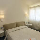 Villa with Salt Water & Heated Pool & Hot Tub near sea