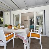 Belvilla by OYO Baia Domizia Villaggio Camping I4