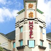 Royal Group Motel Chien Kuo Branch