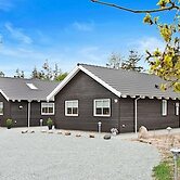 5 Star Holiday Home in Henne