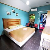 OYO 90038 Dalyla Inn Chalet