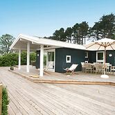 Splendid Holiday Home in Dronningmolle near Beach