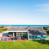 10 Person Holiday Home in Allingabro-by Traum