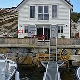 Holiday Home in Urangsvåg
