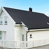 Holiday Home in Auklandshamn