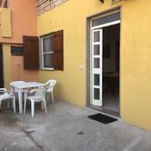 Magomadas Enjoy House