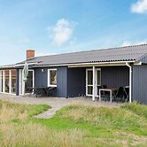 Cozy Coastal Retreat in Vorupor-by Traum