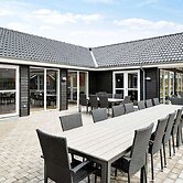 5 Star Holiday Home in Grenaa