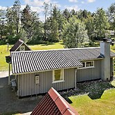 Cozy Log Cabin Retreat-by Traum