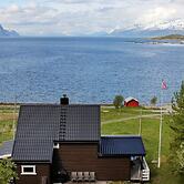 10 Person Holiday Home in Lyngseidet