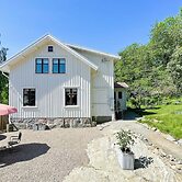 Charming Villa Retreat-by Traum