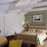 Cowshed Cottage Located nr Kynance Cove