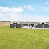 24 Person Holiday Home in Oster Assels