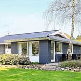 6 Person Holiday Home in Millinge