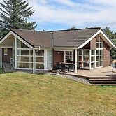 8 Person Holiday Home in Spottrup