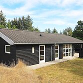 8 Person Holiday Home in Albaek-by Traum