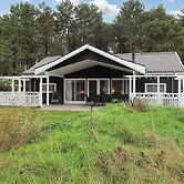 Family Retreat: Sauna & Fenced Garden