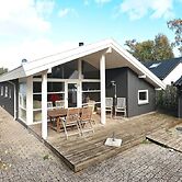8 Person Holiday Home in Frorup-by Traum