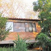 . Double Bed, Queen Size, Small Kitchen, Terrace, Wi-fi- air Condition