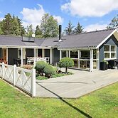 Elegant Holiday Home in Jerup near Sea