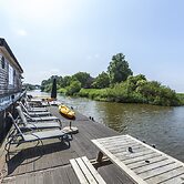 Boat Getaway Near Lake