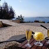 Comfy Apartment in Vinkuran With the Beach Nearby