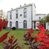 Mansion in Mettet With Garden