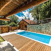 Pleasant Chalet in Bruvno With Private Pool