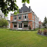 Group Villa With Pool & Sauna